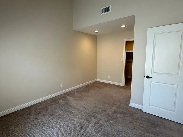 1734 N Verdugo Rd #6 — Photo 34