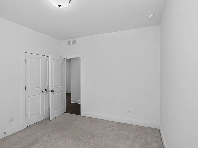 1241 Westshore Dr — Photo 14