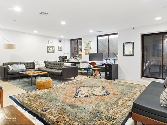 5th image of 739 Lafayette Ave #1