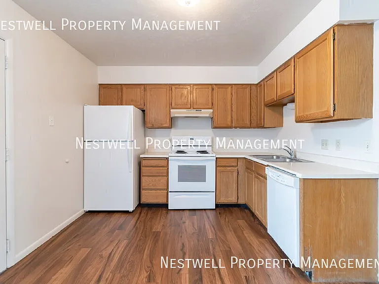 1162 N 200 W #6 — Photo 4