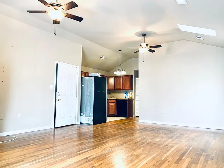 62 Virginia Ave #2 — Photo 6