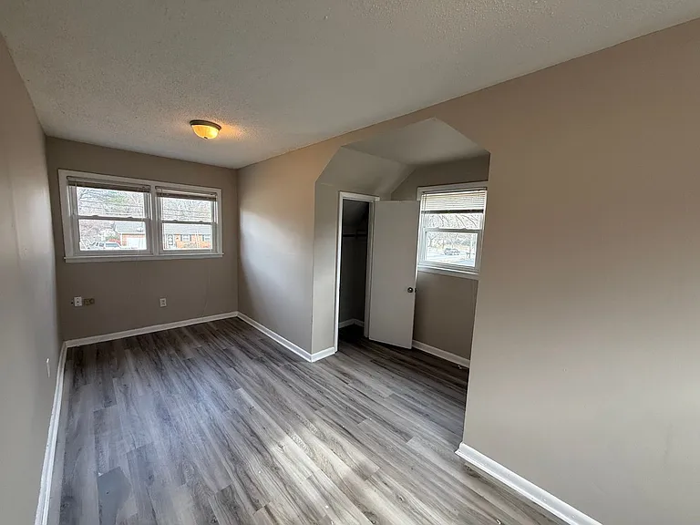 2409 Mastin Lake Rd NW — Photo 6