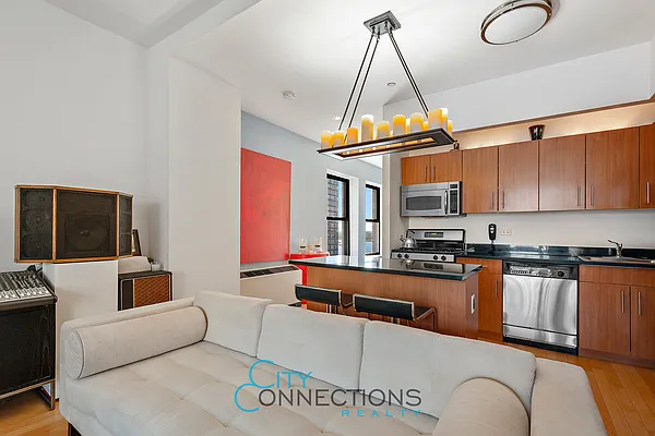 Sold by City Connections Realty | media 1