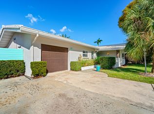 113 Park Lane E, Hypoluxo, FL 33462