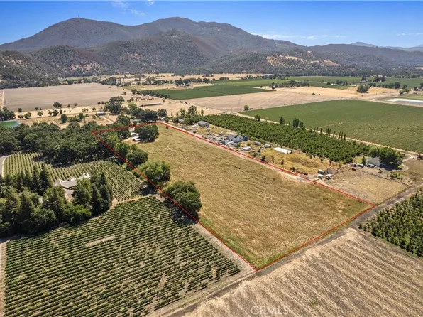 3855 Gaddy Ln, Kelseyville, CA 95451