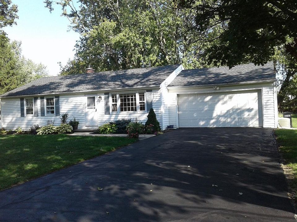 1st image of 18 North Ln