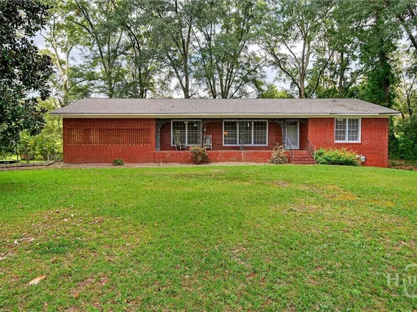 40 W Hendricks Street, Bowman, GA 30624