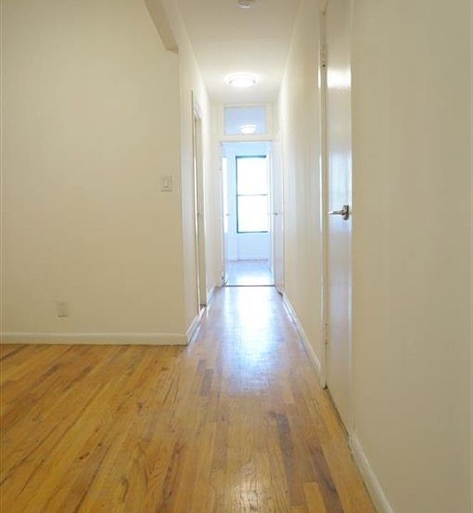 2nd image of 300 E 83rd St APT 3S