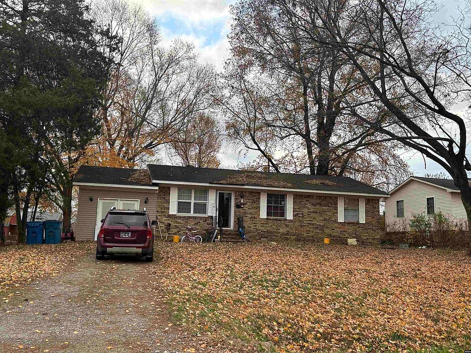 1st image of 105 Orchard Dr