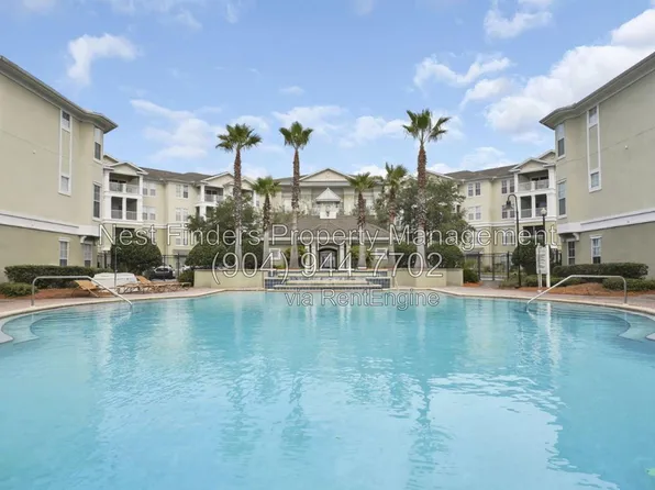 8290 Gate Pkwy W, Jacksonville, FL