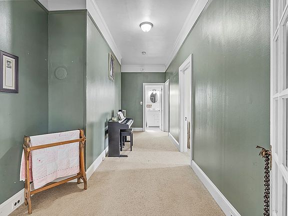 5th image of 110 Draper St