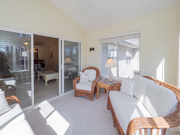 5th image of 1552 Skylark Ct