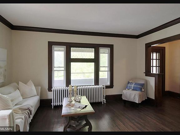 4th image of 824 22nd Ave NE Floor 2