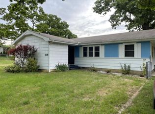 1618 S Brooks Ave, Fayetteville, AR 72701