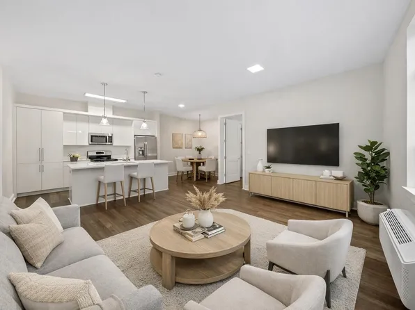 119 Peter Street image 1 of 16