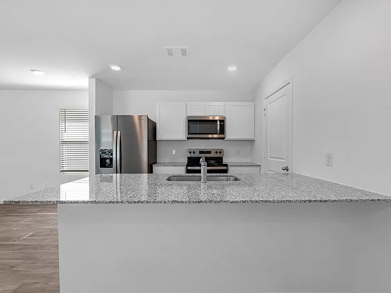 14659 New Village Dr — Photo 8