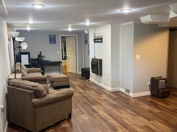 2040 Thilenius St, Cape Girardeau, MO 63701