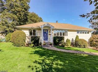 5 Lynwood Pl, Madison, NJ