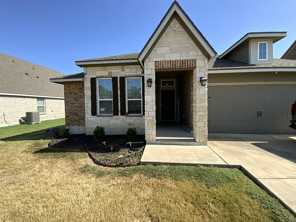 1624 Crooked Tree Dr