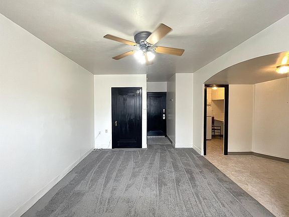 2nd image of 37 W Saint Clair St #18