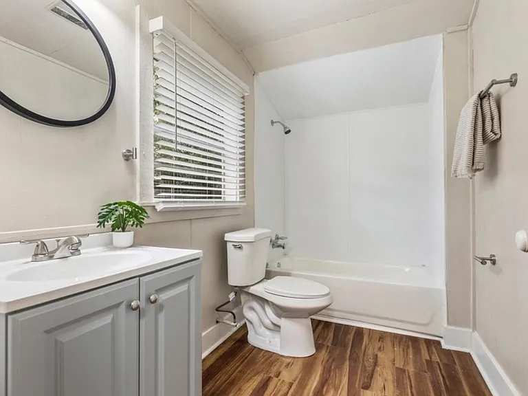 1618 Branch St #A — Photo 22