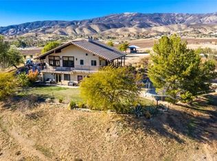 9991 White Fox Ln, Agua Dulce, CA 91390