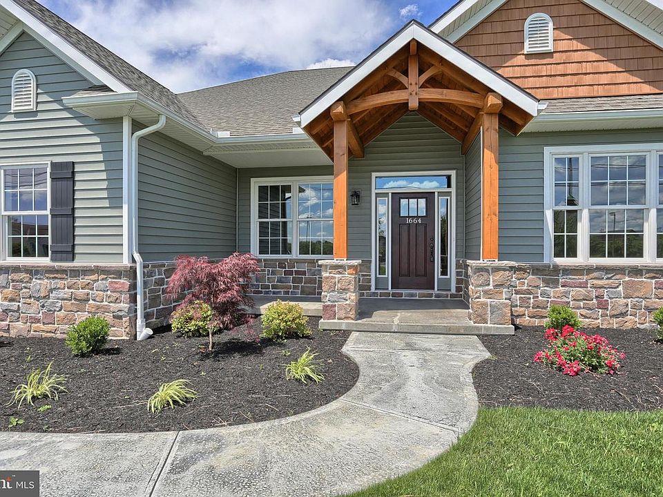 1st image of 22 Rolling Meadow Rd