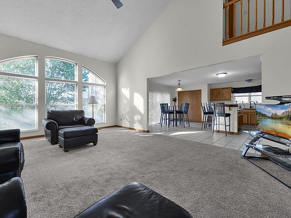 5th image of 8142 Bellow Park Dr