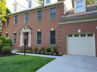 9331 Braymore Cir, Fairfax Station, VA