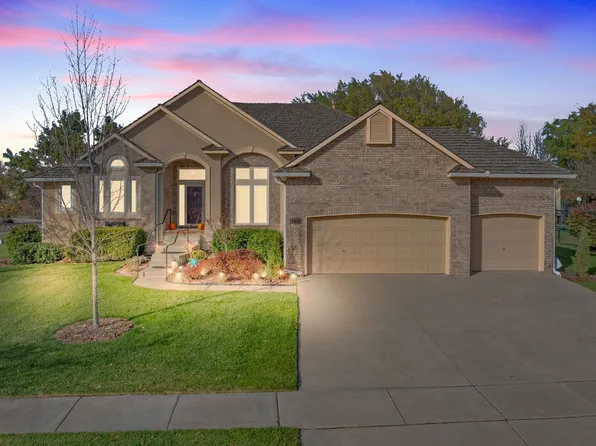 12126 E Killenwood Dr, Wichita, KS 67206