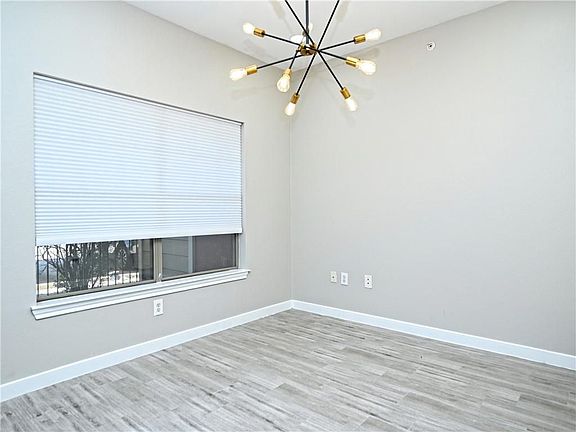 4th image of 2320 Gracy Farms Ln APT 1313
