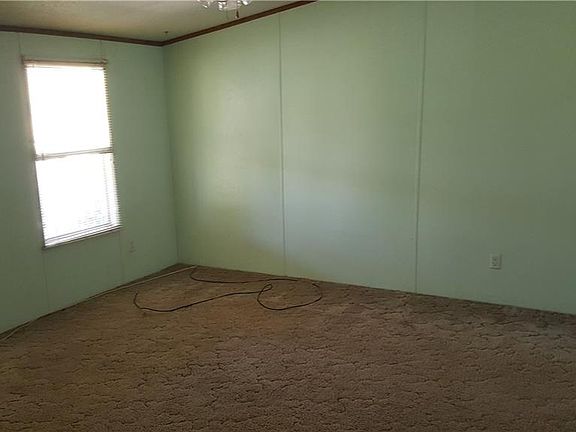 4th image of 533 Gatewood Cir