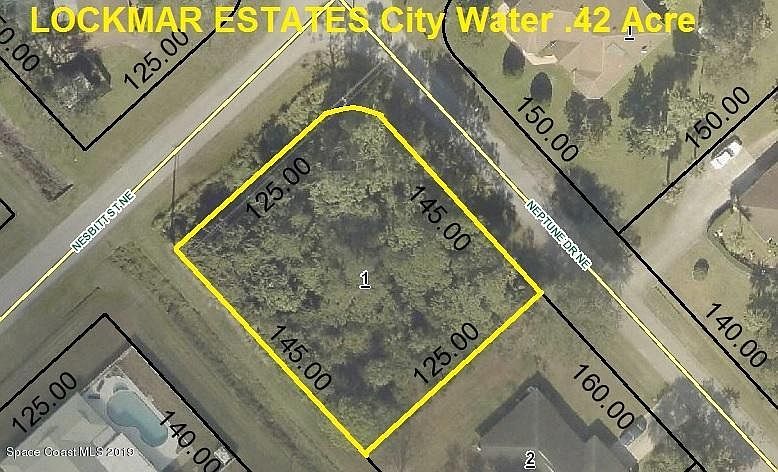 1st image of 400 Neptune Dr NE