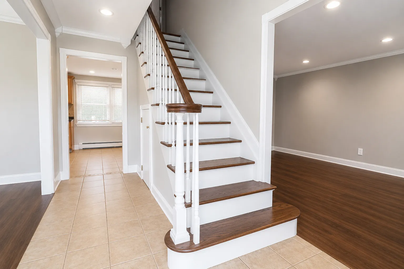 Segatogue Ln, South Setauket — Photo 2