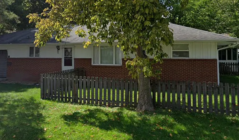 114 N Chase St — Photo 15
