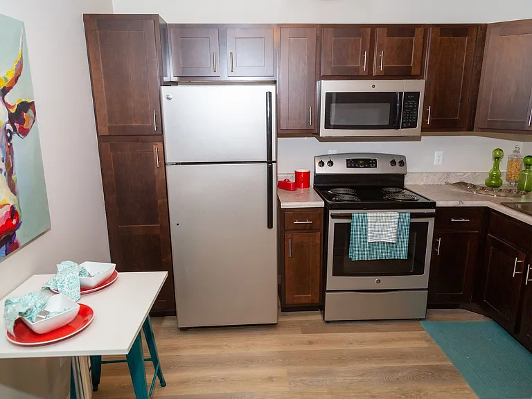 Sunbrook Apartments — Photo 18