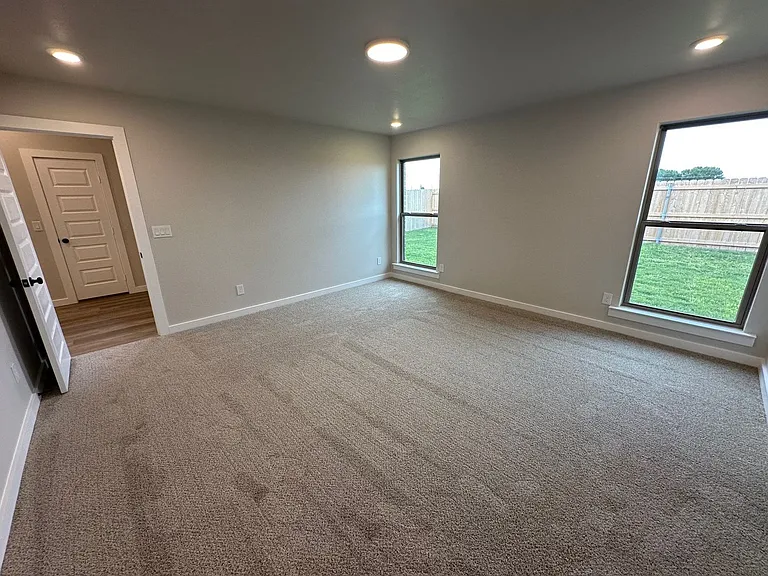 10403 Ruse St — Photo 13