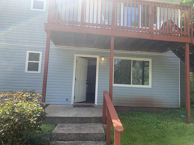 743 E Red Bud Rd #102 — Photo 1