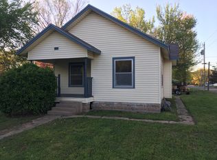 920 Elizabeth St, Winfield, KS 67156