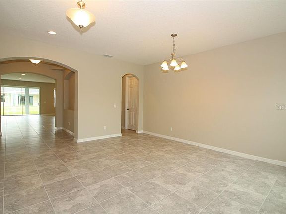 4th image of 14211 Sunridge Blvd