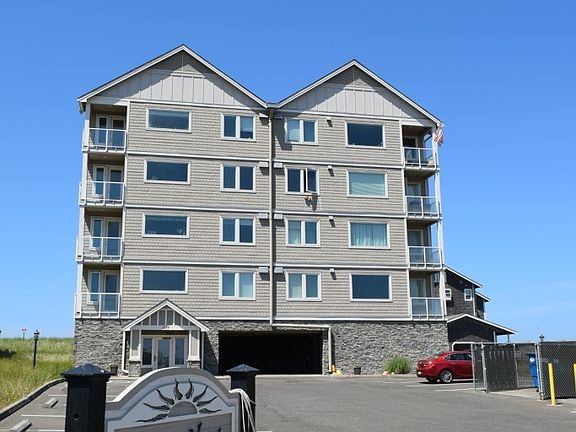 2nd image of 1377 Ocean Shores Blvd #406