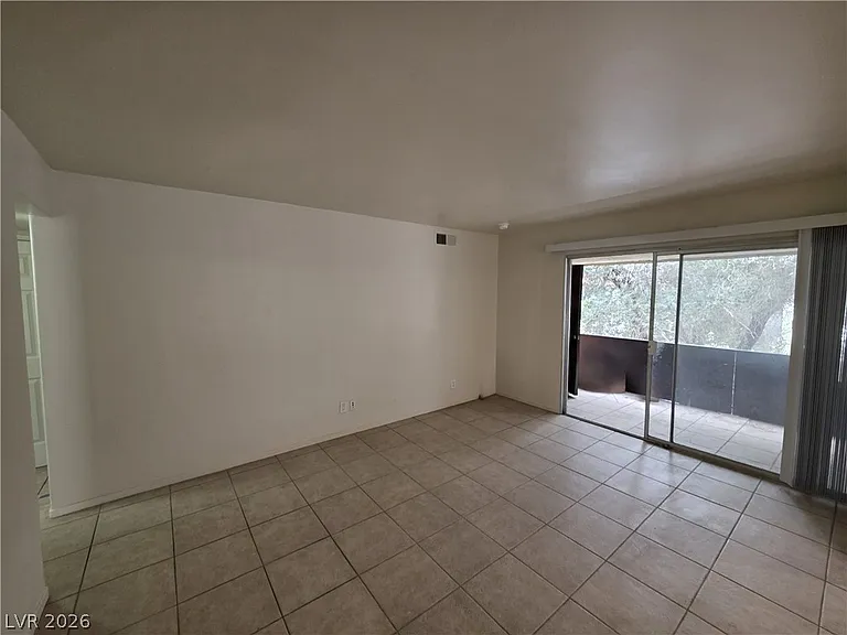 1440 Vegas Valley Dr #8 — Photo 13