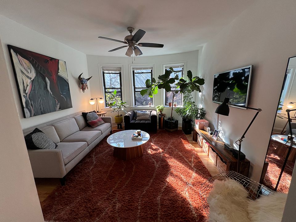 1st image of 5235 N Winthrop Ave