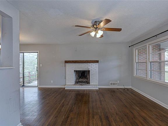 5th image of 4103 Auburn Rd