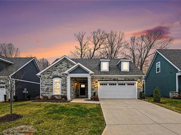 1114 Battery Dr, Mebane, NC 27302