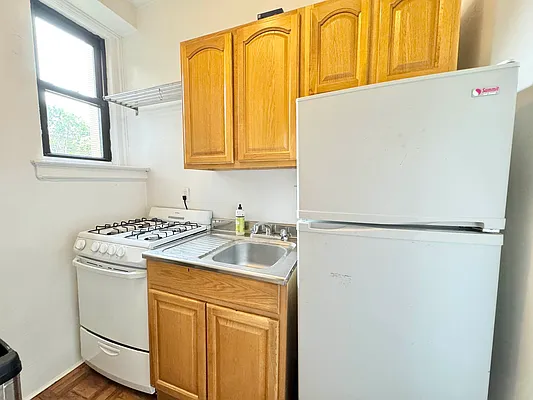 Rented by Keller Williams NYC | media 15