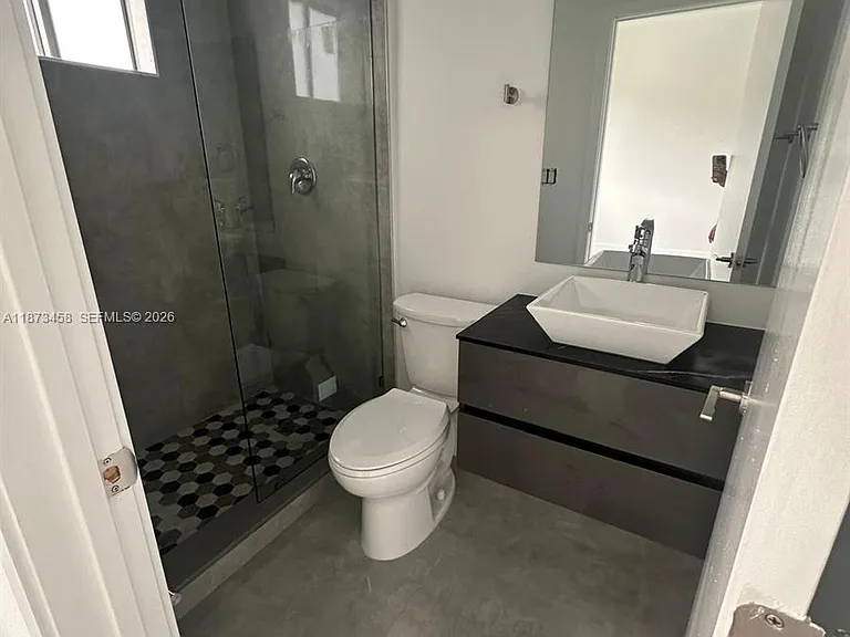 723 NW 19th Ave #B — Photo 10