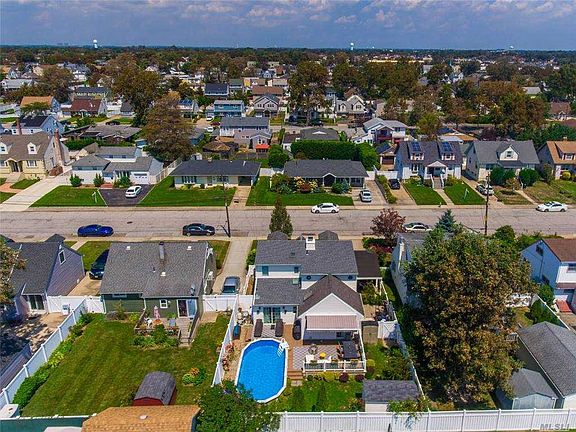 4th image of 77 Evans Ave