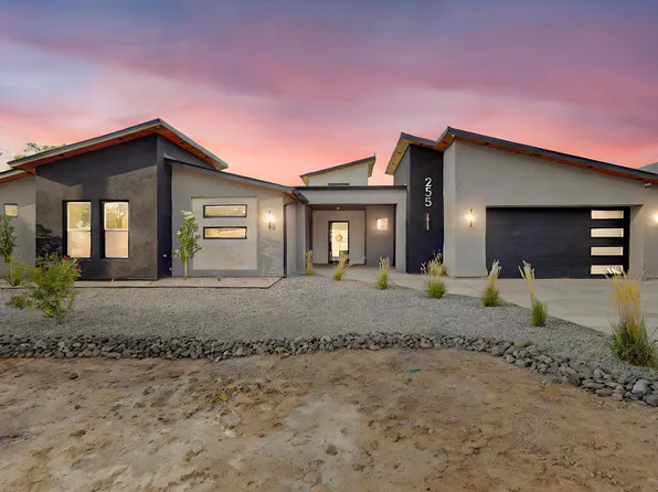 255 Valle Encantado Dr NW, Albuquerque, NM 87107
