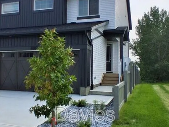8887 Carson Way SW, Edmonton, AB